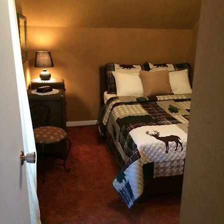 Emily'S Place B&B Creemore Esterno foto